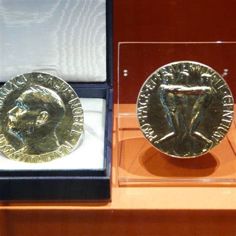 Нобелевская премия мира – «дно» достигнуто