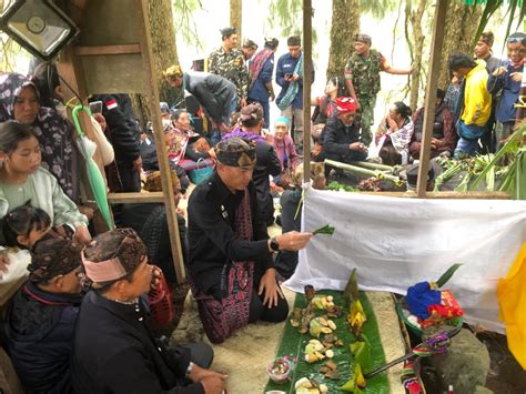 Melestarikan Warisan Budaya Unan Unan Suku Tengger Di Kabupaten