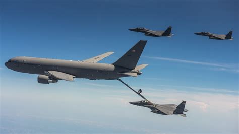 Cool photos show Seymour Johnson KC-46 Pegasus refueling local F-15E ...