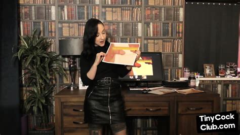 Solo SPH Babe Talks Nasty About Losers With Small Dickies