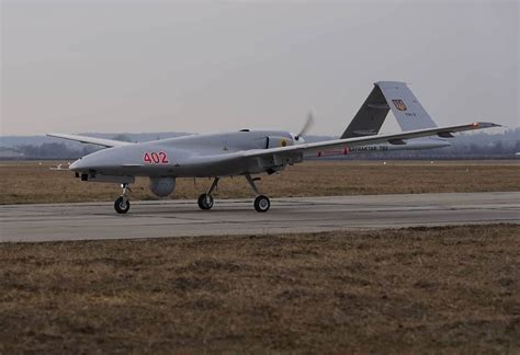 Ukrainian military receives new batch of Bayraktar TB2 drones