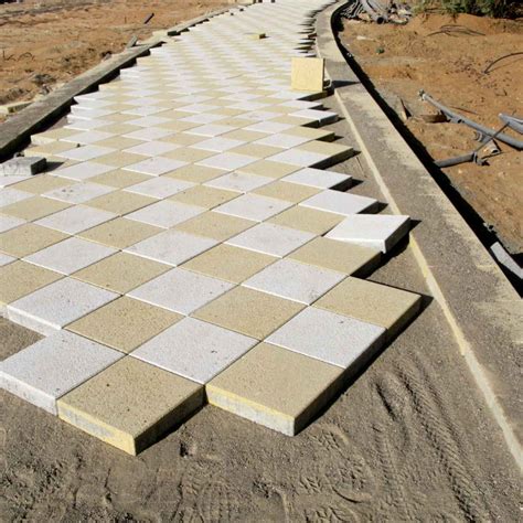 How To Lay Paving Slabs On Sand Guide Uk