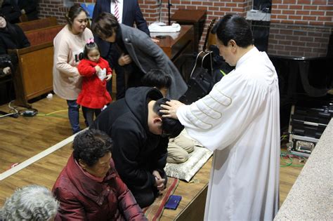 송구영신예배 안수기도 2019 12 31 2019년 사진 기독교대한감리회 무촌제일교회