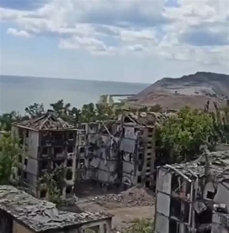 Олег Моргун полагает, что Мариуполь восстановят в течение трех лет ...
