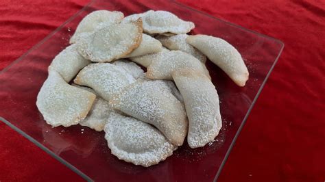 Panzerotti Dolci Con Ripieno Di Ricotta Pistacchi Rum E Cioccolato