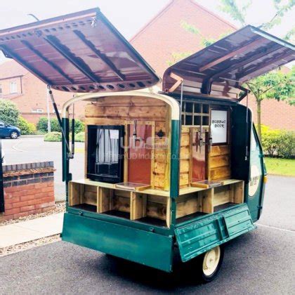 Small Mobile Bar Tap Truck Vintage 3 Wheel Food Cart Electric Tricycle