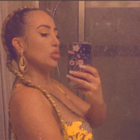 Beautiful Babe Brooklyn Strips And Hitachi Vibrator Amateur Amateur Porn XHamster