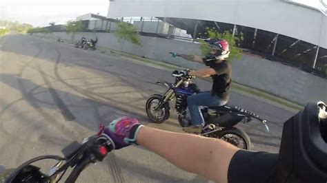 BSM supermoto wheelies, before the ride - YouTube