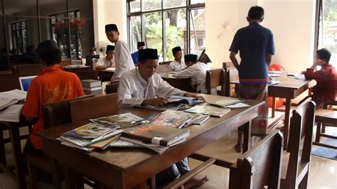 Peran Pesantren Tebuireng Mempertahankan Kemerdekaan RI Okezone News