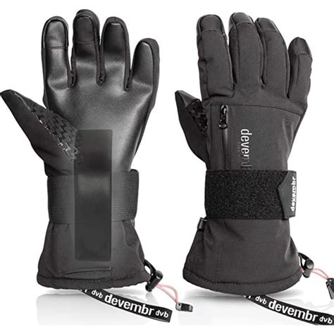 The Best Snowboard Gloves with Wrist Guards Out There