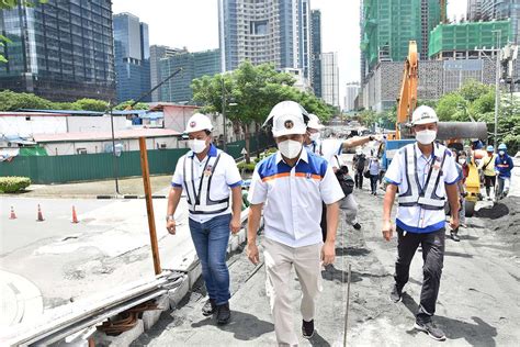 Villar Inspect Soon To Open Viaduct Component Of Bgc Ortigas Road Link