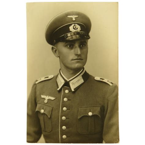 Wehrmacht - Unteroffizier from 2nd MG Battalion in Geschönte tunic