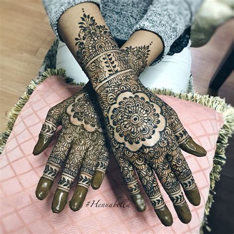 Intricate Mandala Bridal Henna