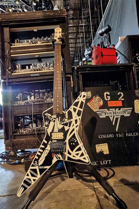 Eddie Van Halen's guitar rig at Van Halen's final shows | Guitar World