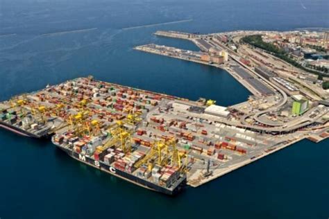 Blocco Canale Di Suez Porto Di Trieste Sempre Pi Strategico