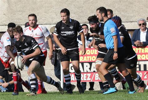 Rugby Fédérale 2 Bergerac Se Déplace à Surgères Pour Signer Une