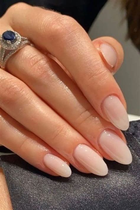 Top Oval Nails Including Short Oval Nails Oval Nail Designs Acrylic