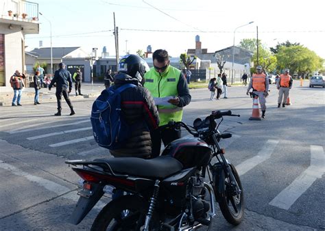 El Municipio Continúa Realizando Operativos De Tránsito Para Fortalecer