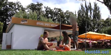 Enticing Brunette Miss Performed Sausage Jerking In Style