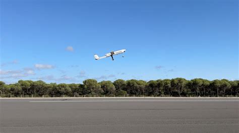 La española Aertec estrena la pista de despegue del nuevo centro CEUS