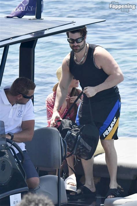 Romana Novais & Alok Achkar Peres Petrillo Enjoy a Little Fun in the