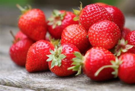 Fresas Beneficios Para La Salud Y La Piel Natursan