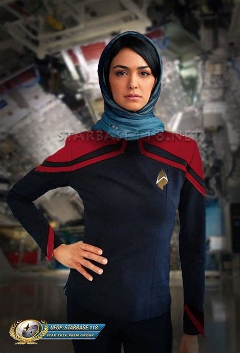 New Admiral Picard Uniform From Star Trek Picard Production Unveiled At Destination Star Trek