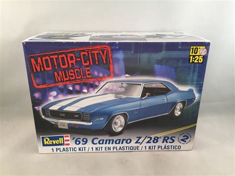 Revell Camaro Z Rs Scale Plastic Model Kit Open