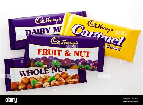 Cadburys Chocolate Bars With Retro Styled Wrapping Stock Photo Alamy