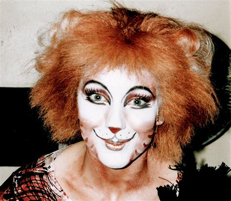 Gumbie Cat - Amanda Courtney - Davies . 1986 London Cast - Cats the Musical Photo (32745187 ...