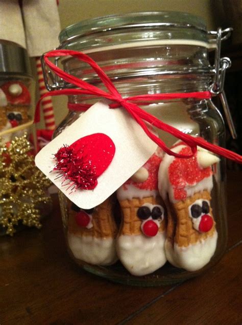 20 Inexpensive And Surprising Christmas GIfts In A Jar World Inside