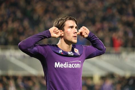 Vlahovic Alla Juventus Adesso Ufficiale Alla Fiorentina Milioni