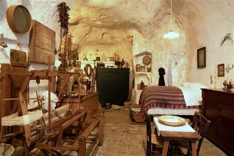 La Tipica Casa Grotta Di Matera Foto Maurizio Cuomo Nonsolorisparmioit