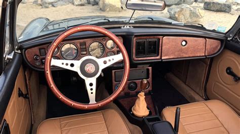 British Car Interiors Store Dash Kit 1968 71 MGB 189 00