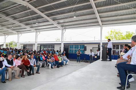 Entreg Carlos Pe A Ortiz Techumbre Por M S De Mdp A Telesecundaria