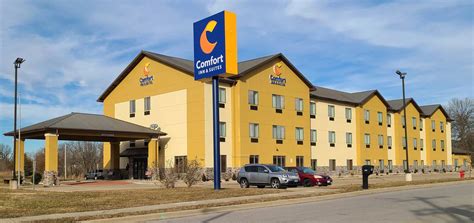 Comfort Inn & Suites Carbondale University Area