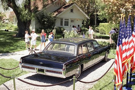 Lincoln Continental The Car Of Presidents Set To Make A Triumphant