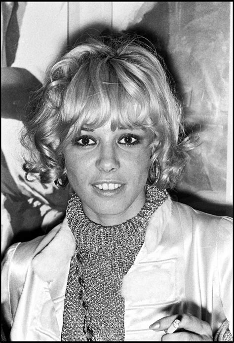 Photo Anita Pallenberg à Paris en 1967 Purepeople