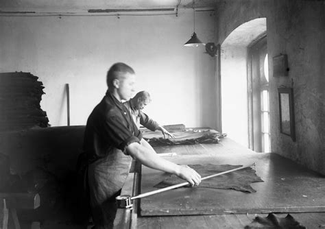Фото "Кожевенный завод. Сортировочное отделение", 1931 год, г. Галич ...