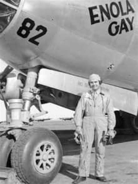 Take A Tour Of The Enola Gay The Us Plane That Bombed Hiroshima