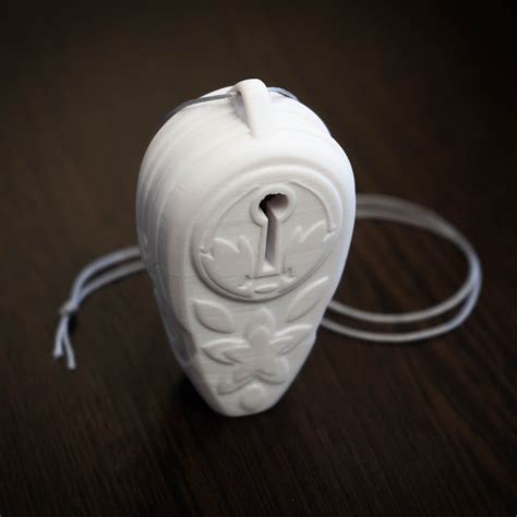 Lyza's white whistle – 3DPrintProps