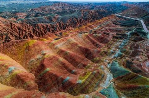 Solve Zhangye Danxia Landform China Jigsaw Puzzle Online With 442 Pieces