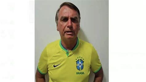 Bolsonaro critica ação de Moraes contra Gayer ao votar em Goiânia