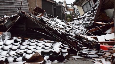 Una Semana Después Del Terremoto De Japón Más De 300 Personas Siguen Desaparecidas Y 168 Han Muerto