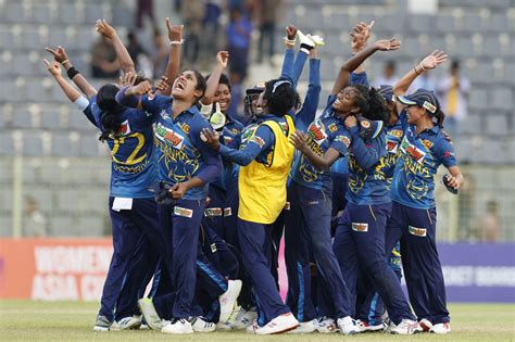 Womens Asia Cup Sri Lanka Stun Pakistan To Secure Final Berth