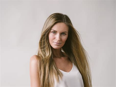 Premium Photo Beautiful Woman Natural Portrait Girl With Long Blonde Hair Over White Gray Wall