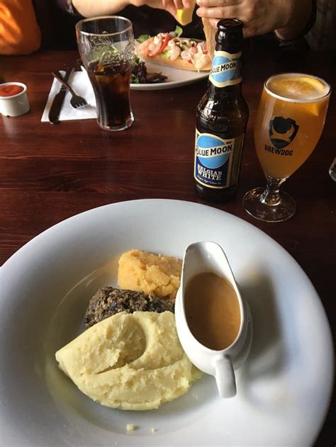 The Village Inn Arrochar Restaurant Reviews Phone Number And Photos