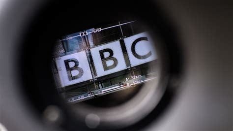 Bbc Pauses Probe Into Presenter ‘sex Scandal As Police Take Over The Week