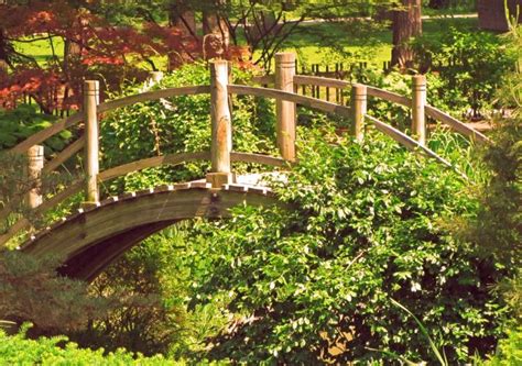 17 Beautiful Japanese Garden Bridge Designs