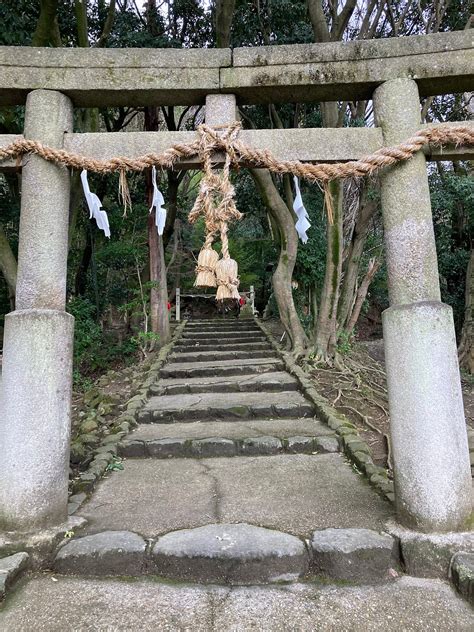 Gojo Hachimangu Shrine Ayana Medium